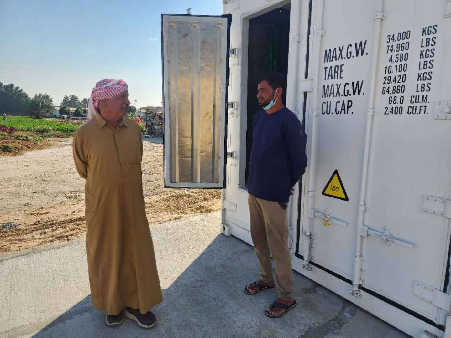 Site visit at the Sharjah container farm project